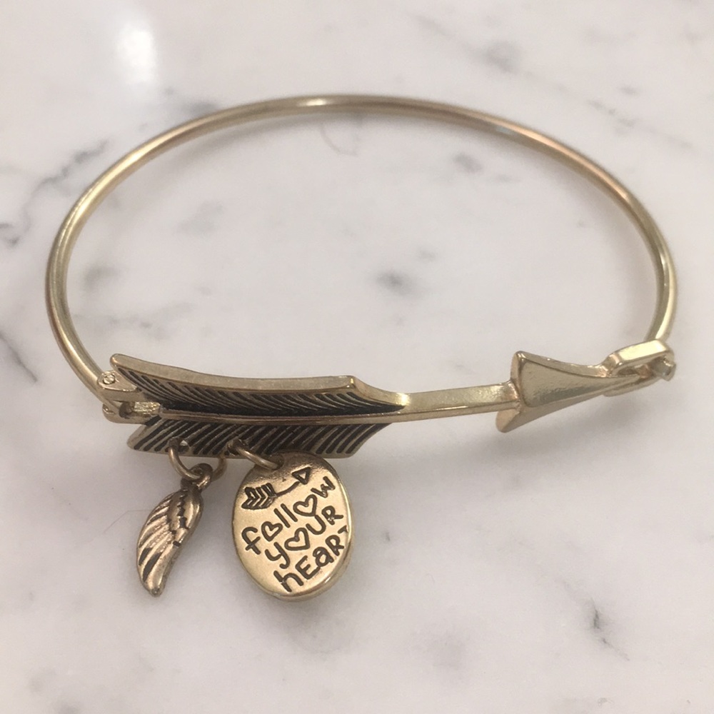 Gold Arrow Bracelet